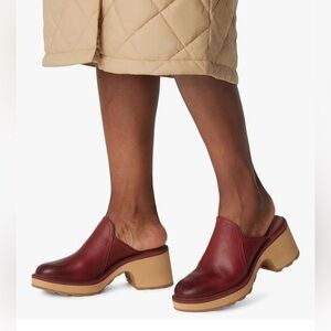 Sorel Hi Line Mule sz 7